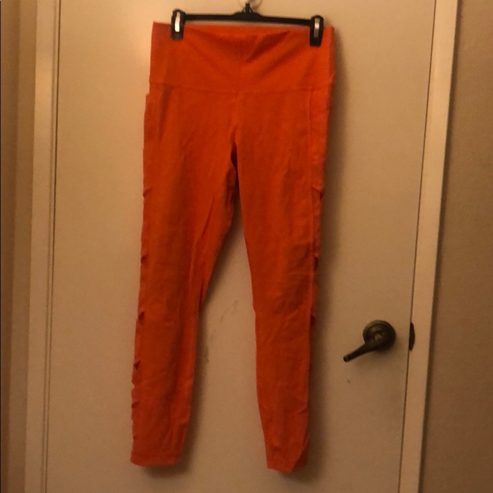 Lululemon yoga pants